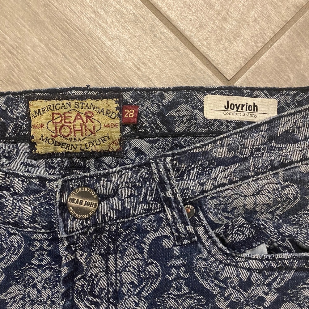 Dear John Jeans - Picture 4 of 5